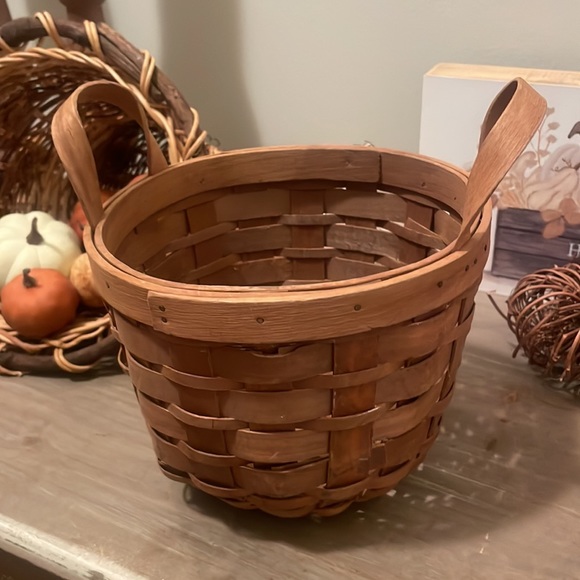 Small basket with handles - Picture 3 of 3